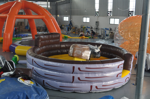 Amusement Park Inflatable Mechanical Bull Electric Rodeo Mech Bull Inflatable Mechanical Bull Riding