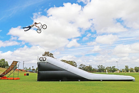 inflatable mountain bike airbag Landing Airbag MTB Slopestyle Inflatable Jumping Bag, Inflatable FMX BMX Airbag
