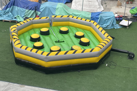 Outdoor Inflatable Meltdown Machine Inflatable Wipeout Eliminator Mechanical Rodeo Game With Inflatable Mattress