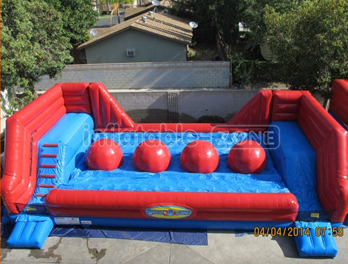 Big Balls Wipeout Run Inflatable Obstacle Course