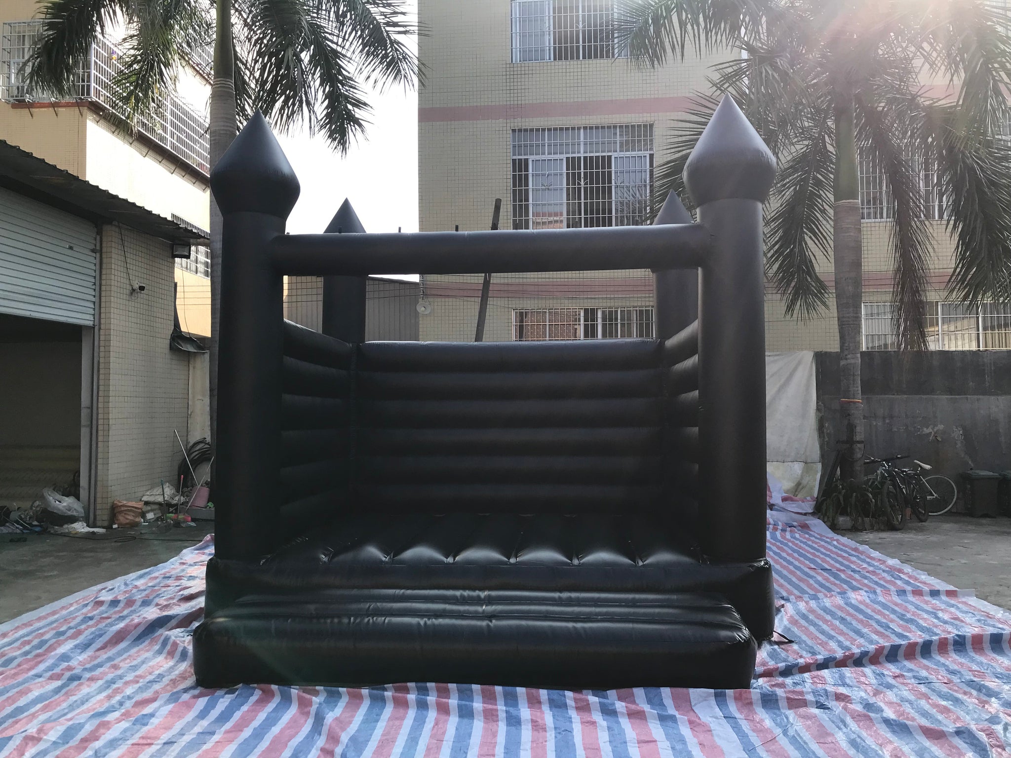 Wholesale Mini Tolders Adults Magic Black Inflatable Wedding Bounce House Parties